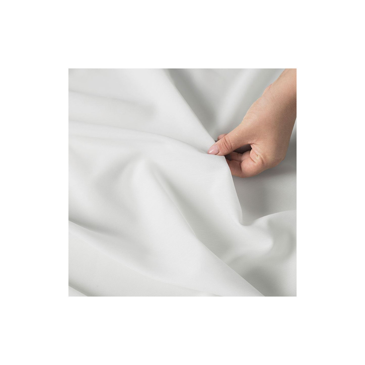 BASIC Zasłona gotowa na przelotkach, szerokość 145 x wysokość 170cm, kolor 010 biały
