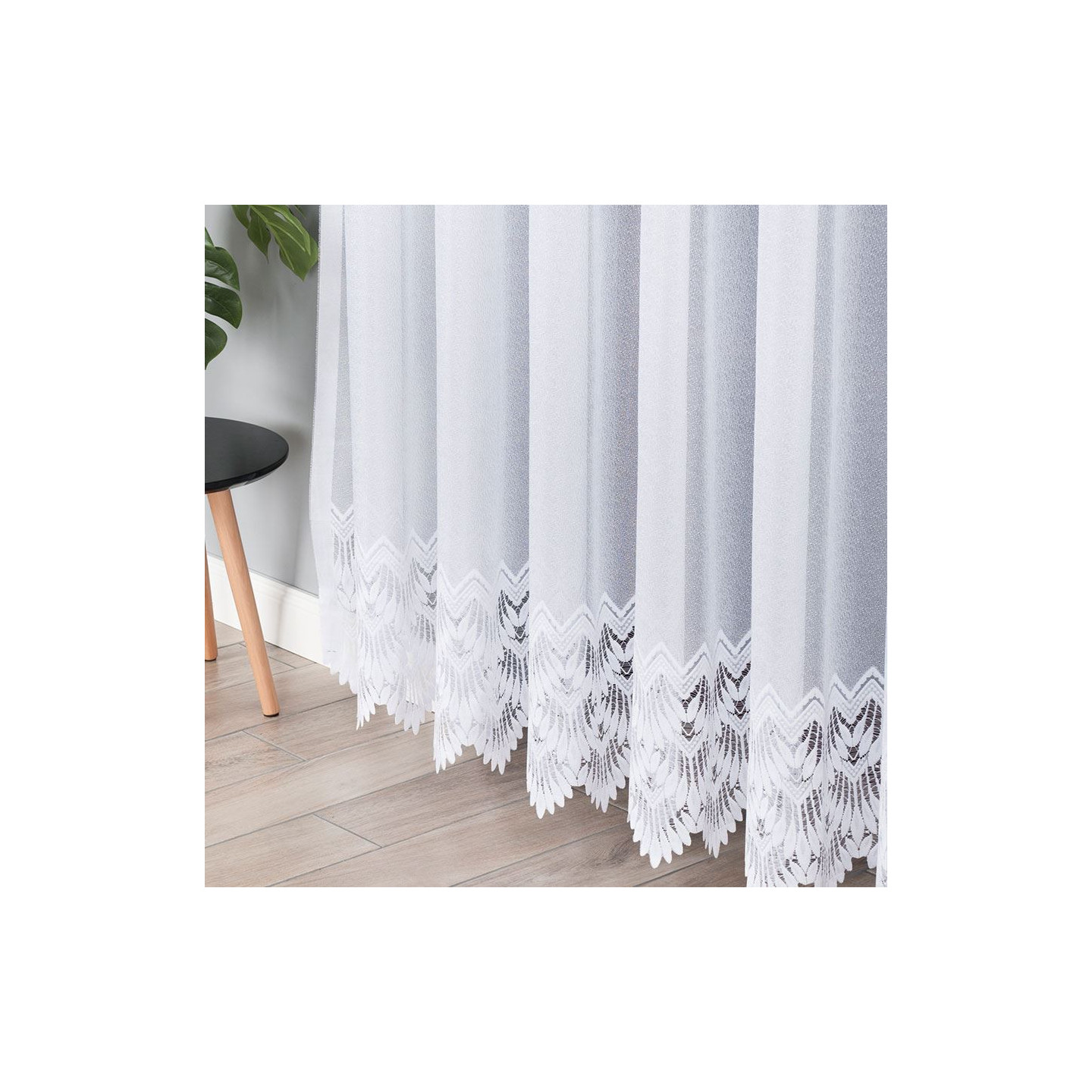 FELICJA Firanka żakardowa gotowa ze wzorem na samym dole na prosto, szerokość 300 x wysokość 250cm, kolor 001 biały 018989
