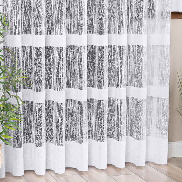 WIKTORIA Firanka żakardowa gotowa na prosto, szerokość 300 x wysokość 250cm, kolor 001 biały